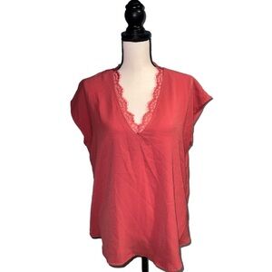 *Pink lace v neck tee shirt